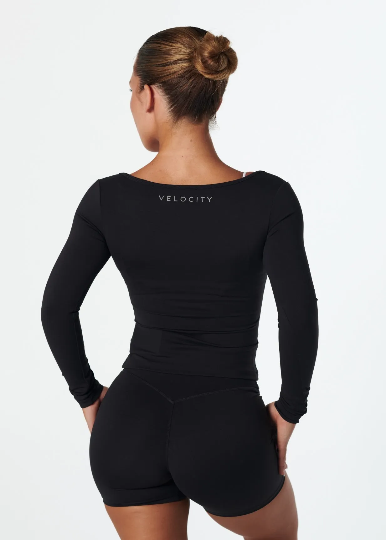 Light Fabric OdorControlClothing SERENE SCOOP LONG SLEEVE - BLACK