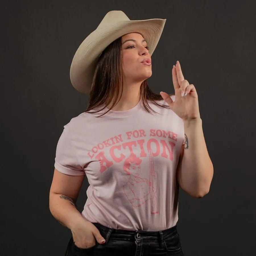 Easygoing Wear Women's Looking For Action Boyfriend Fit T-Shirt - Light Pink