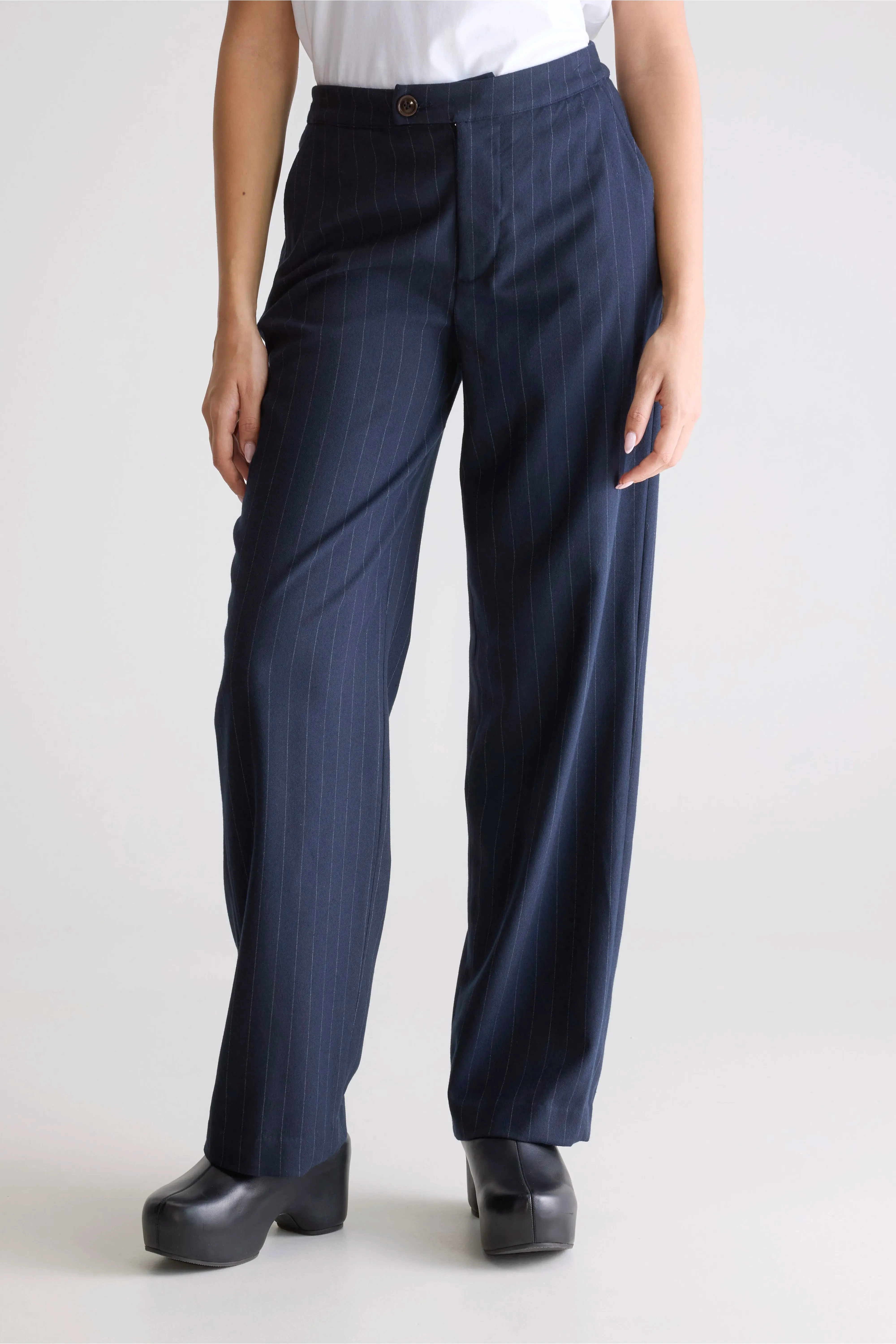 Tilla tailored trousers (252 / W / STRIPE A) Hypoallergenic fabric HeatRegulating