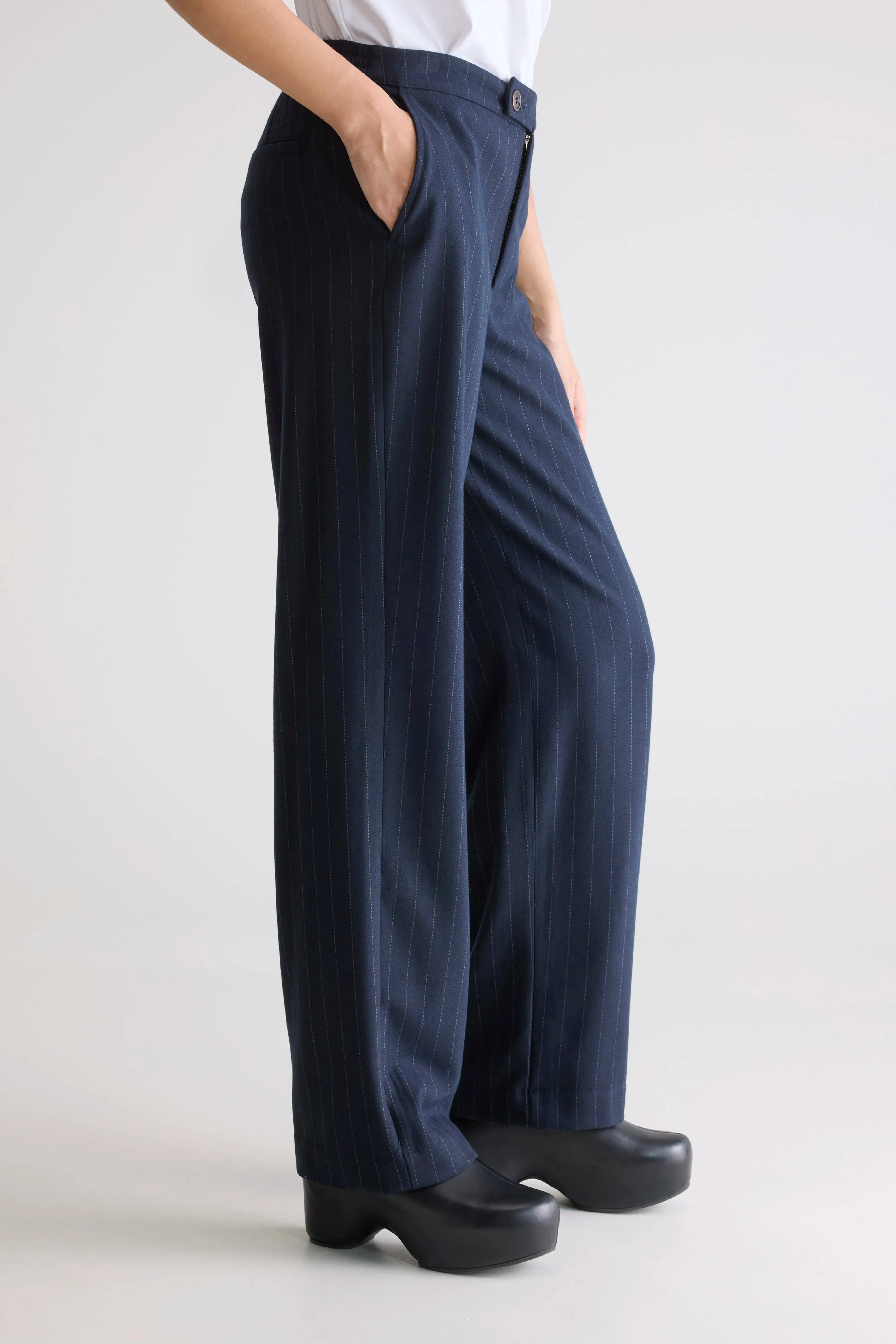 Tilla tailored trousers (252 / W / STRIPE A) Casual Must-Have