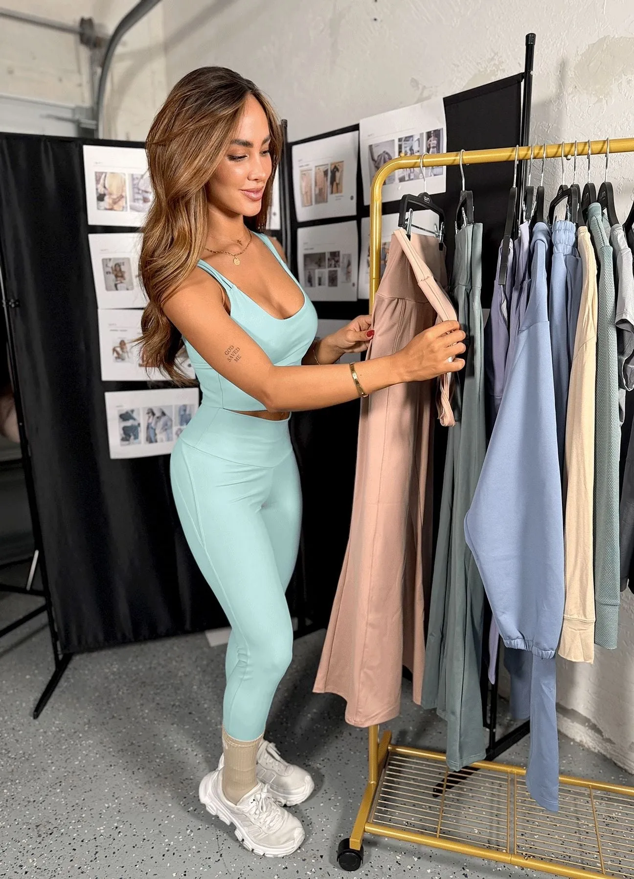 Elegant Look Sleek Active LEGGING EMANA ENERGY - AQUA BLUE