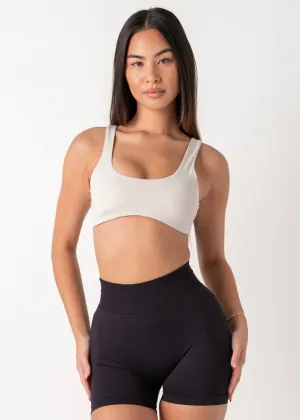 BALANCE BRA 2.0 - OFF WHITE Contrast stitching seams