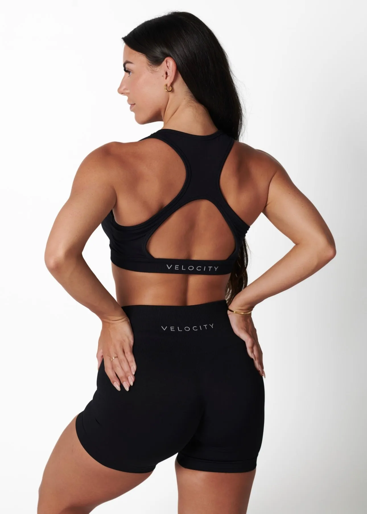 Lightweight Strap SIGNATURE SPORT BRA - LIQUORICE