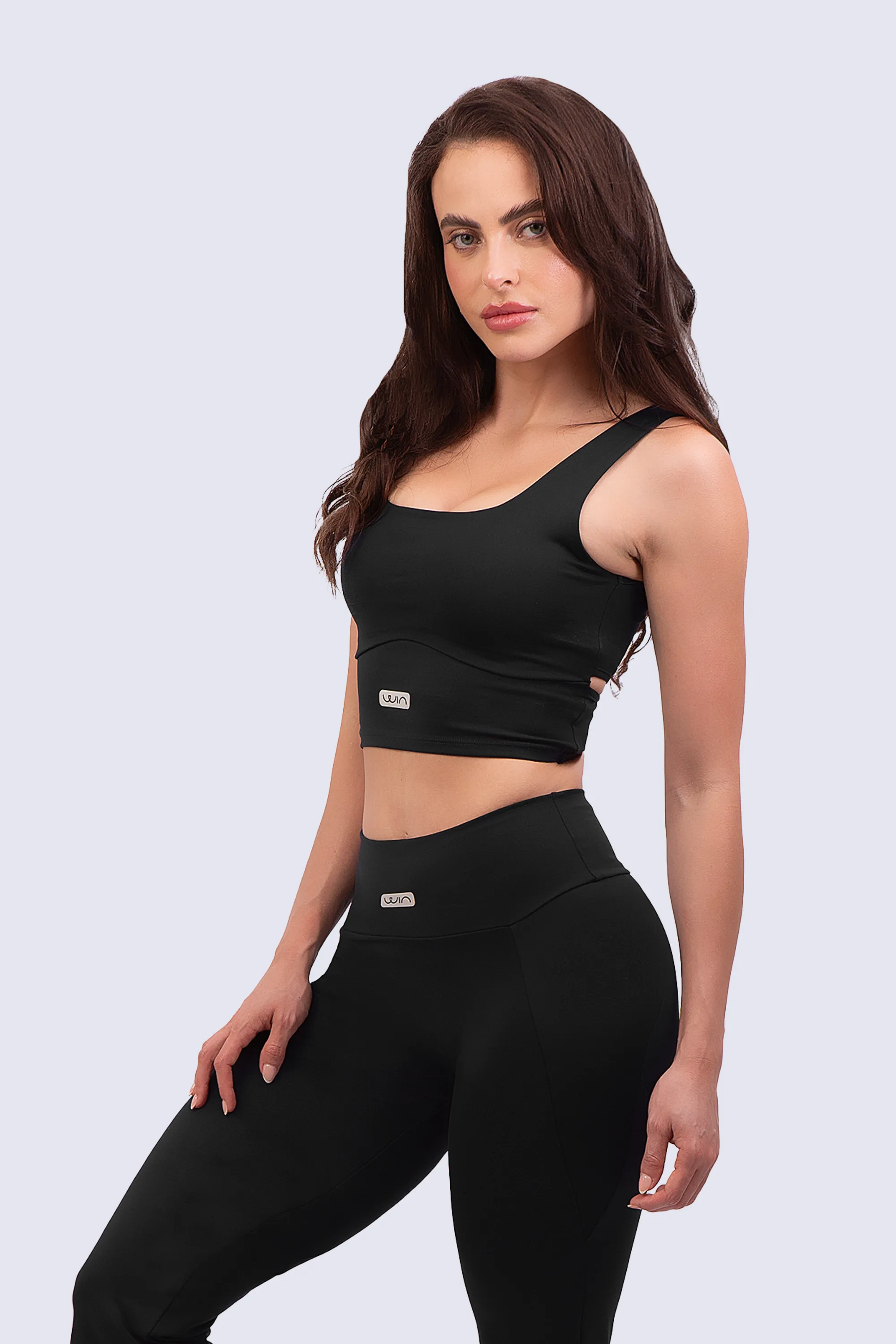 TOP EMANA SCULPT-BLACK Gym members