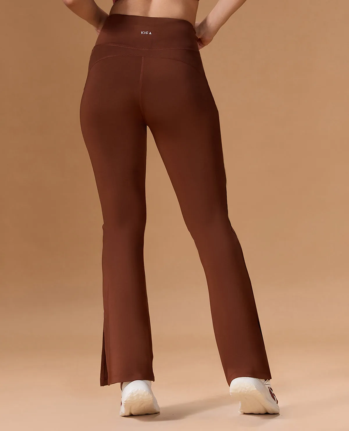 Criss-Cross Flare Pants in Second SKN ThermalRegulatingLining