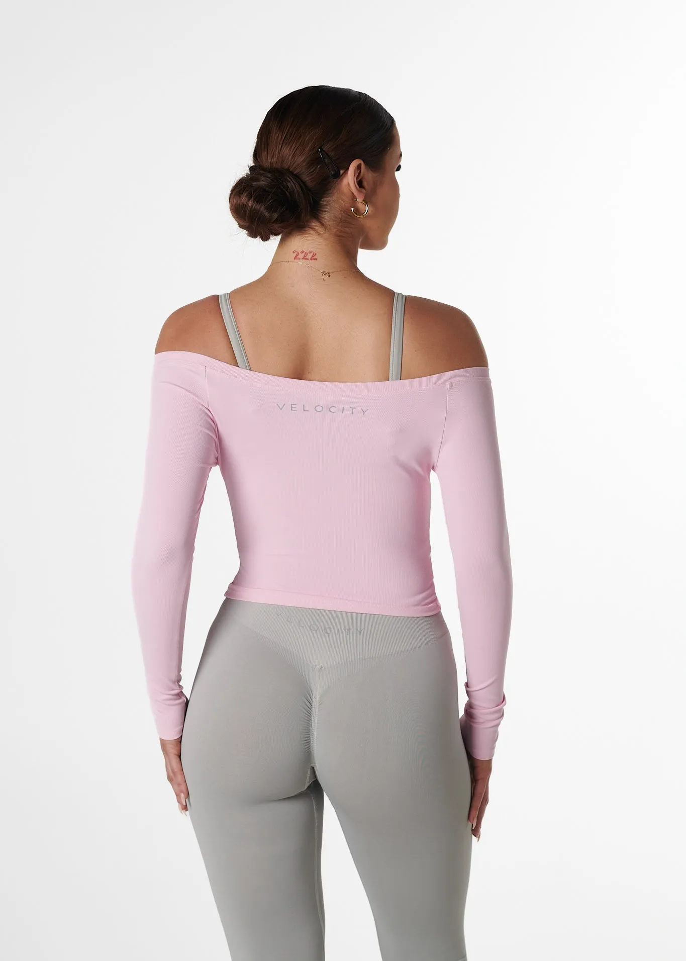 RIBBED OFF SHOULDER LONG SLEEVE - STRAWBERRY Professional Wear