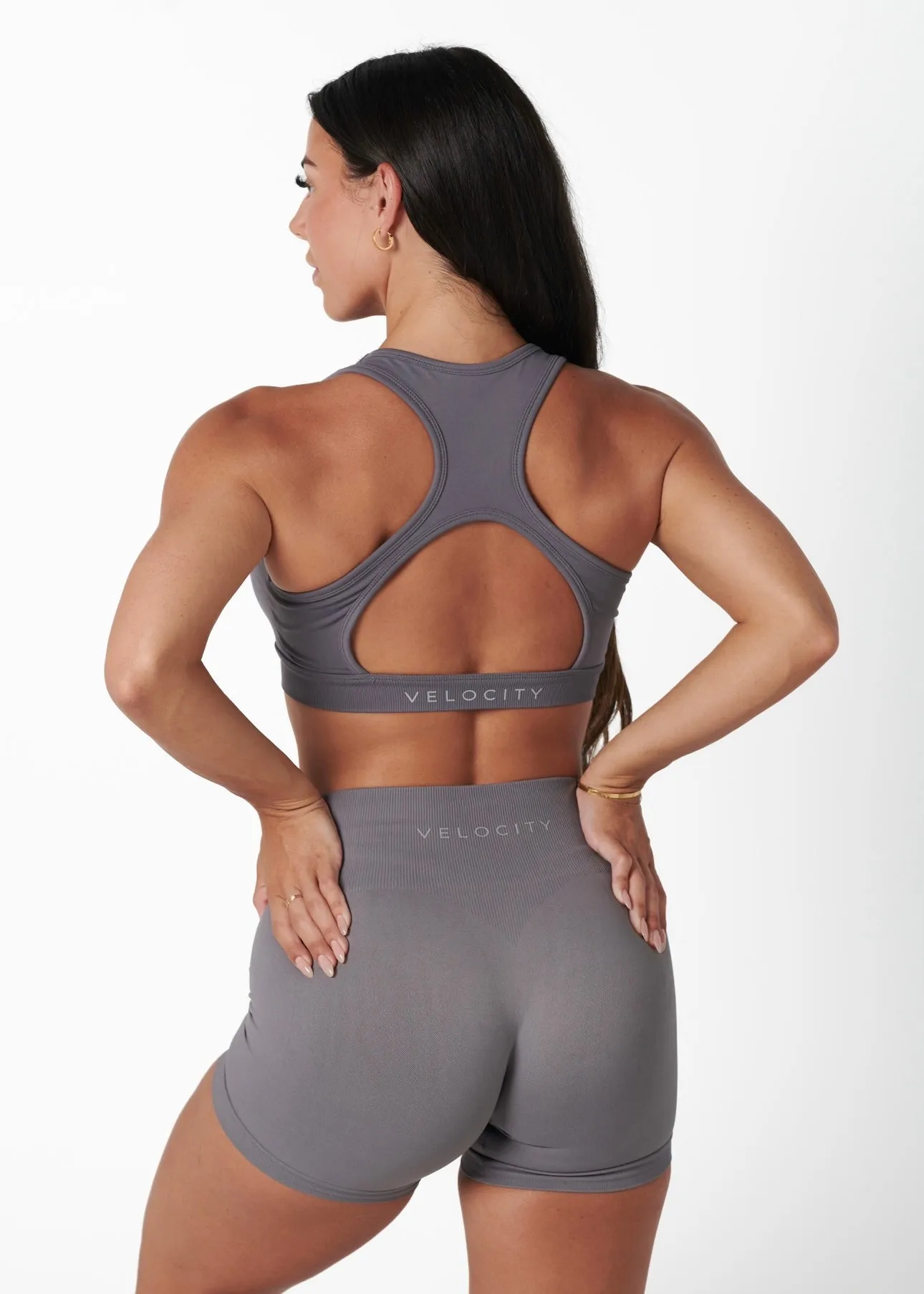 Breathable mesh panel Moisture-wicking fabric SIGNATURE SPORT BRA - GREY