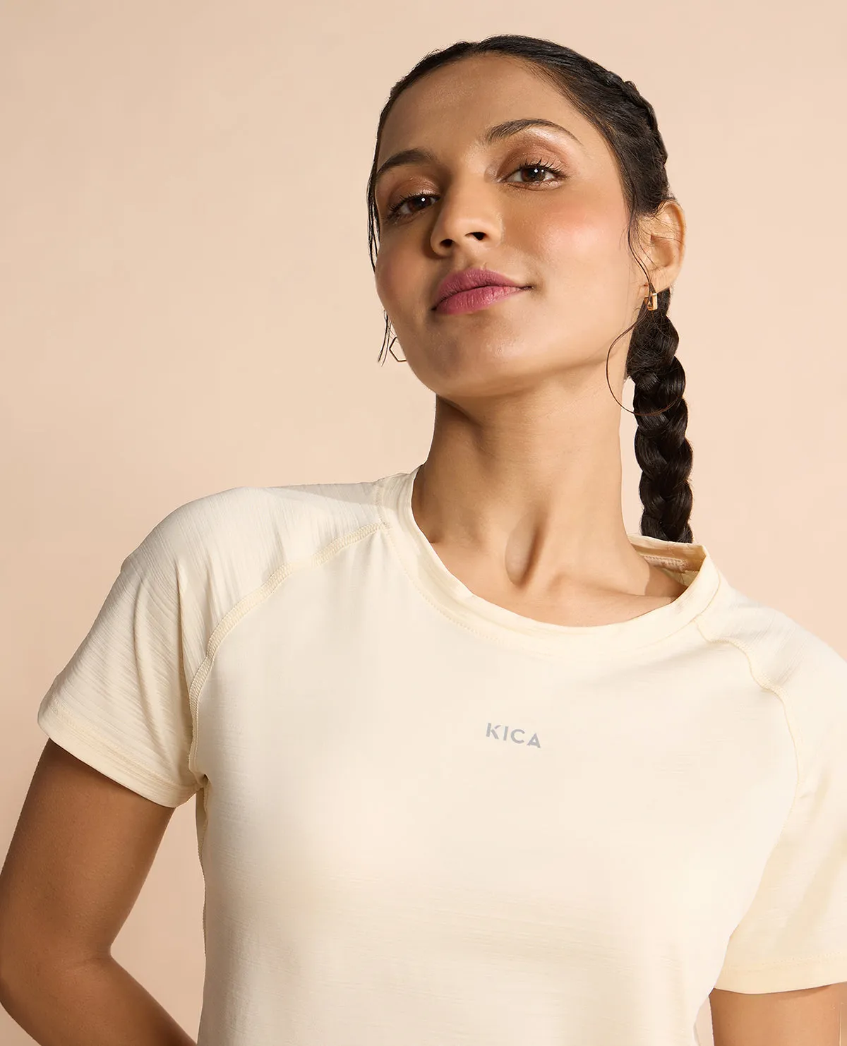 Regular Fit Basic Half Sleeves Top Off White Minimal Look