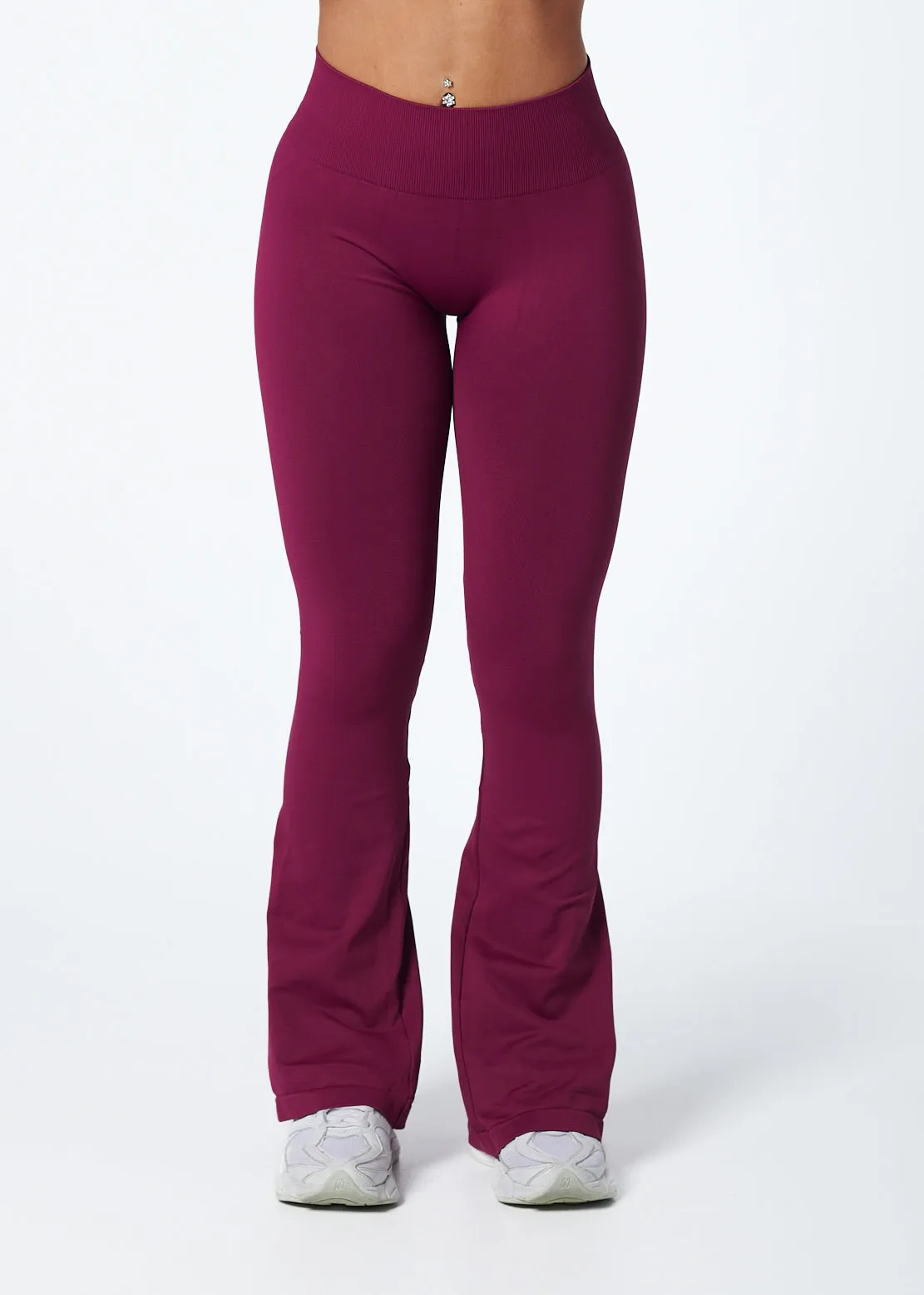 Body Shaping Beginner Level SIGNATURE SCRUNCH FLARES - BERRY