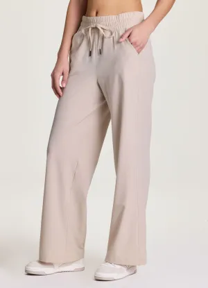 Walk Friendly Wrinkle Resistant Finish Jet Setter Wide Leg Pant