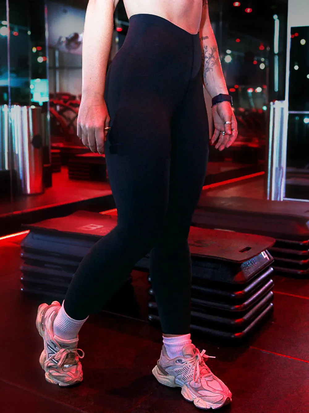 Pilates Session Soft Touch LULULEMON BLACK GLOW UP HR TIGHT 25"