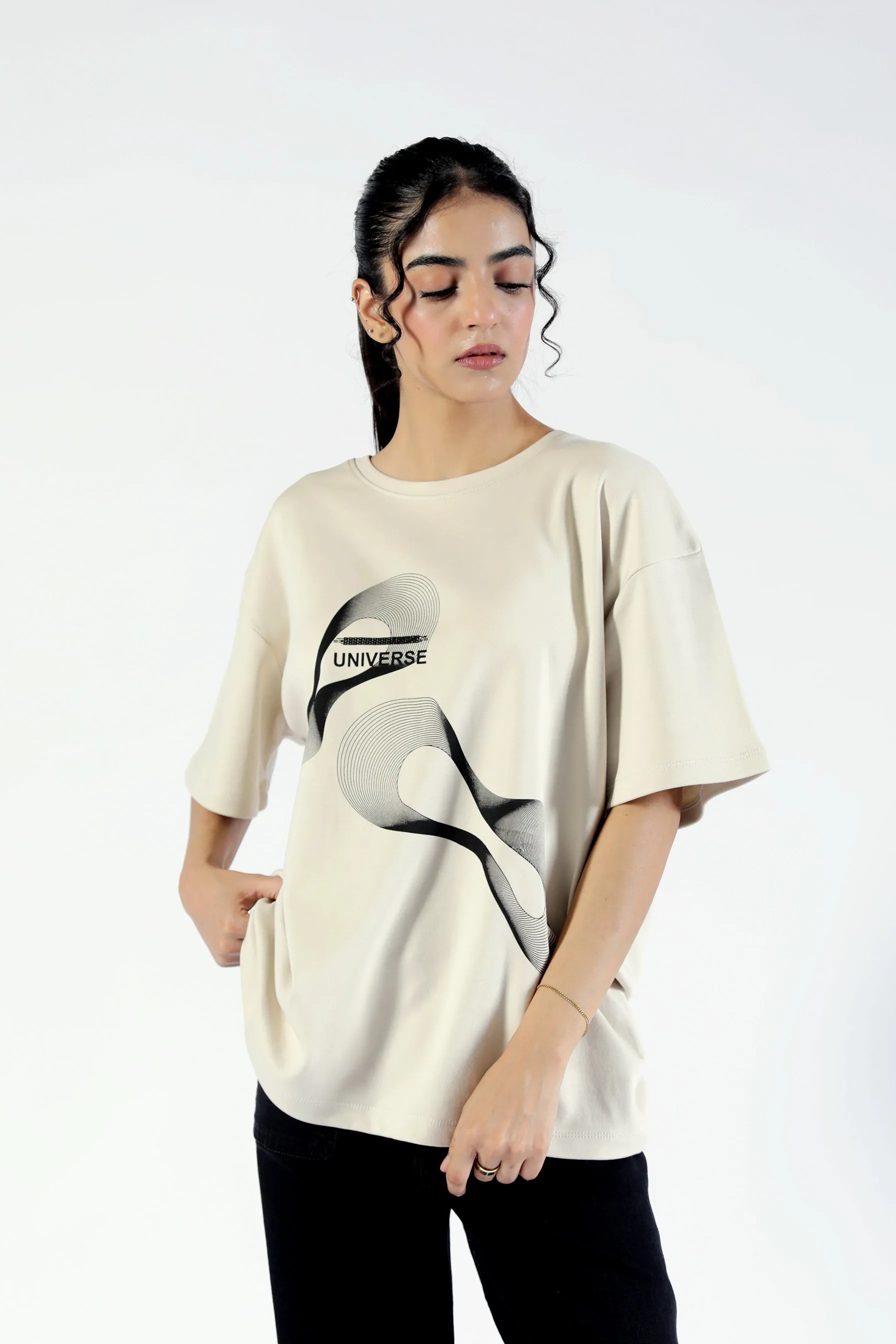 GRAPHIC OVERSIZE TEE LightweightMaterial Lightweight Fabric