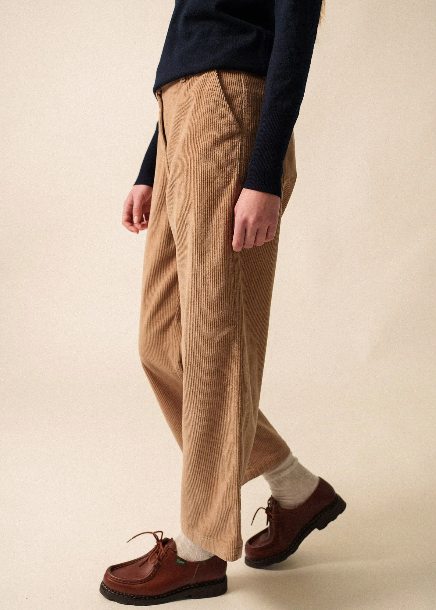 Moon Beam MatteFinishTexture Tess Velvet Trousers - straight cut (BEIGE FONCE)