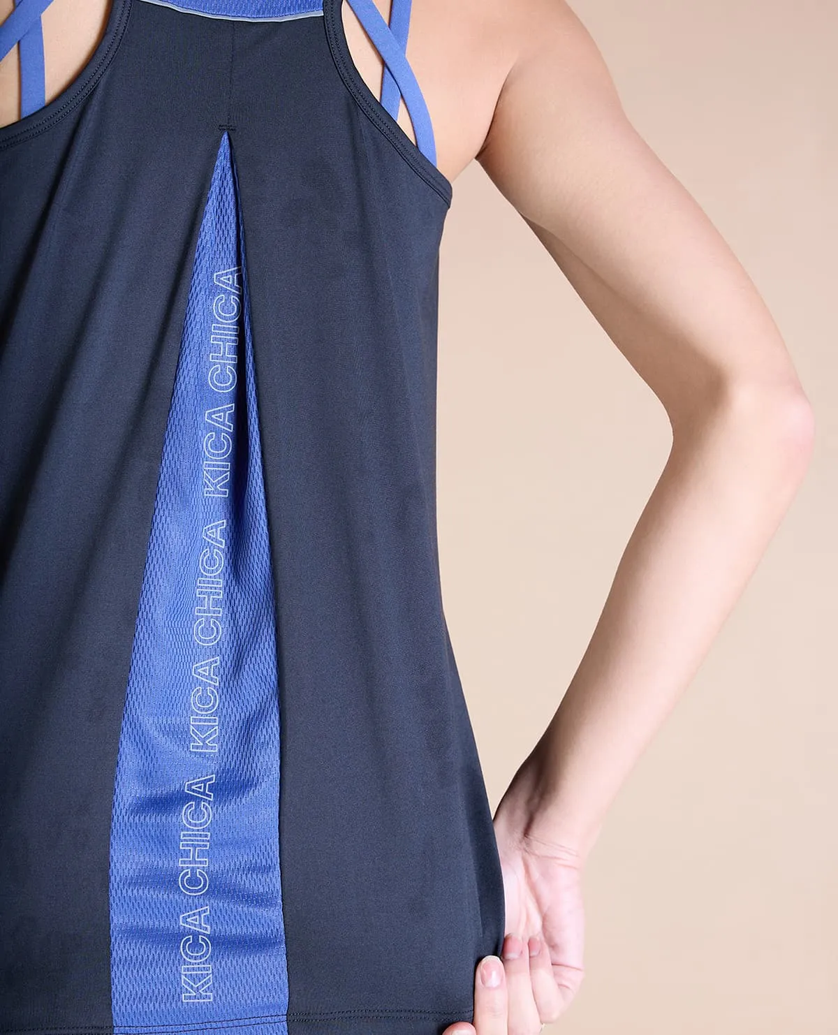 low humidity use Feather Feel Gym Tank