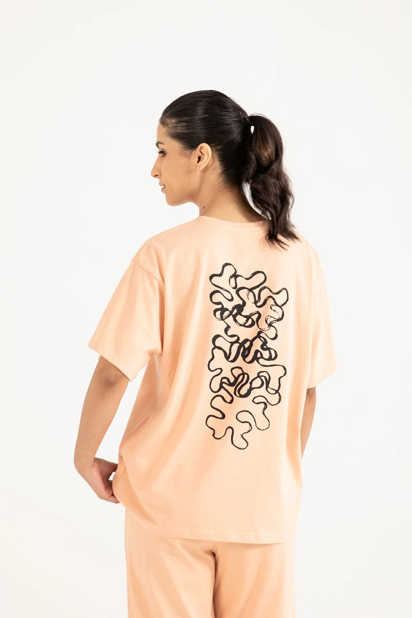 GRAPHIC OVERSIZED TEE Joy Ease