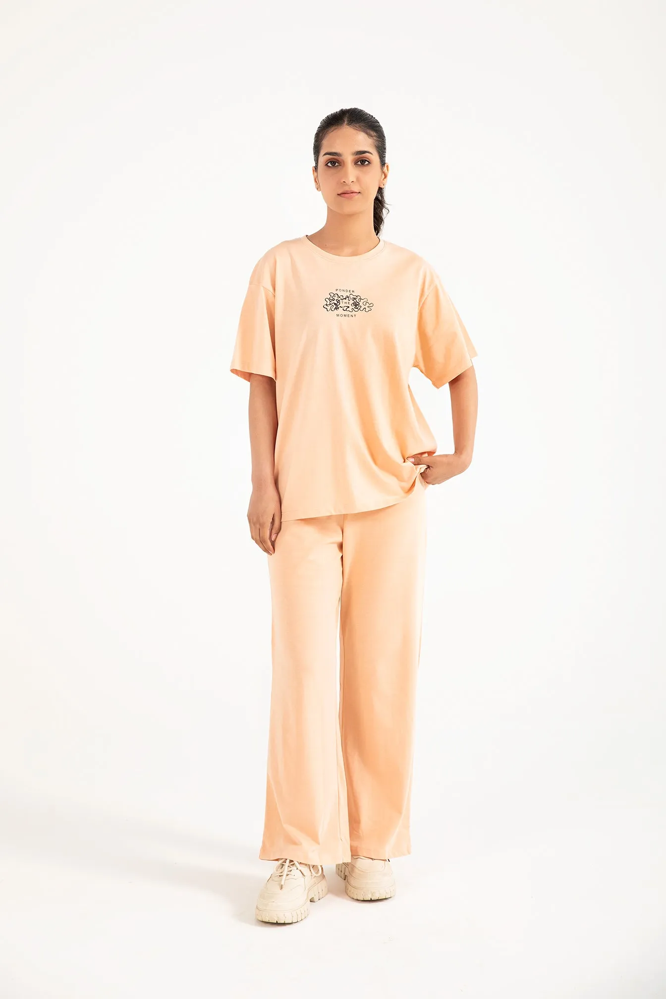 GRAPHIC OVERSIZED TEE Trendy Trousers