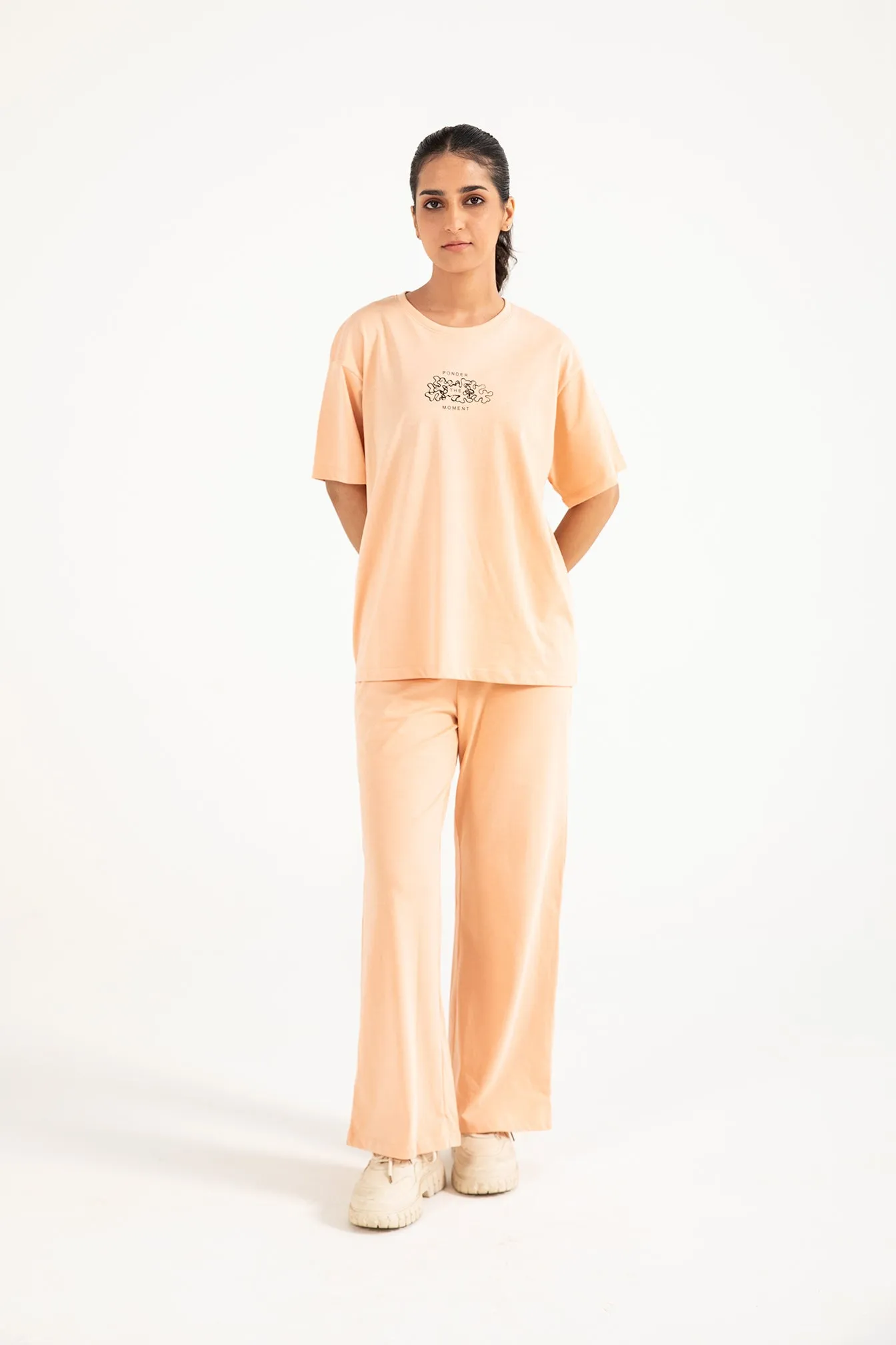 GRAPHIC OVERSIZED TEE Casual Blouse warm glow