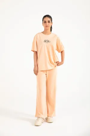 GRAPHIC OVERSIZED TEE Trendy Trousers