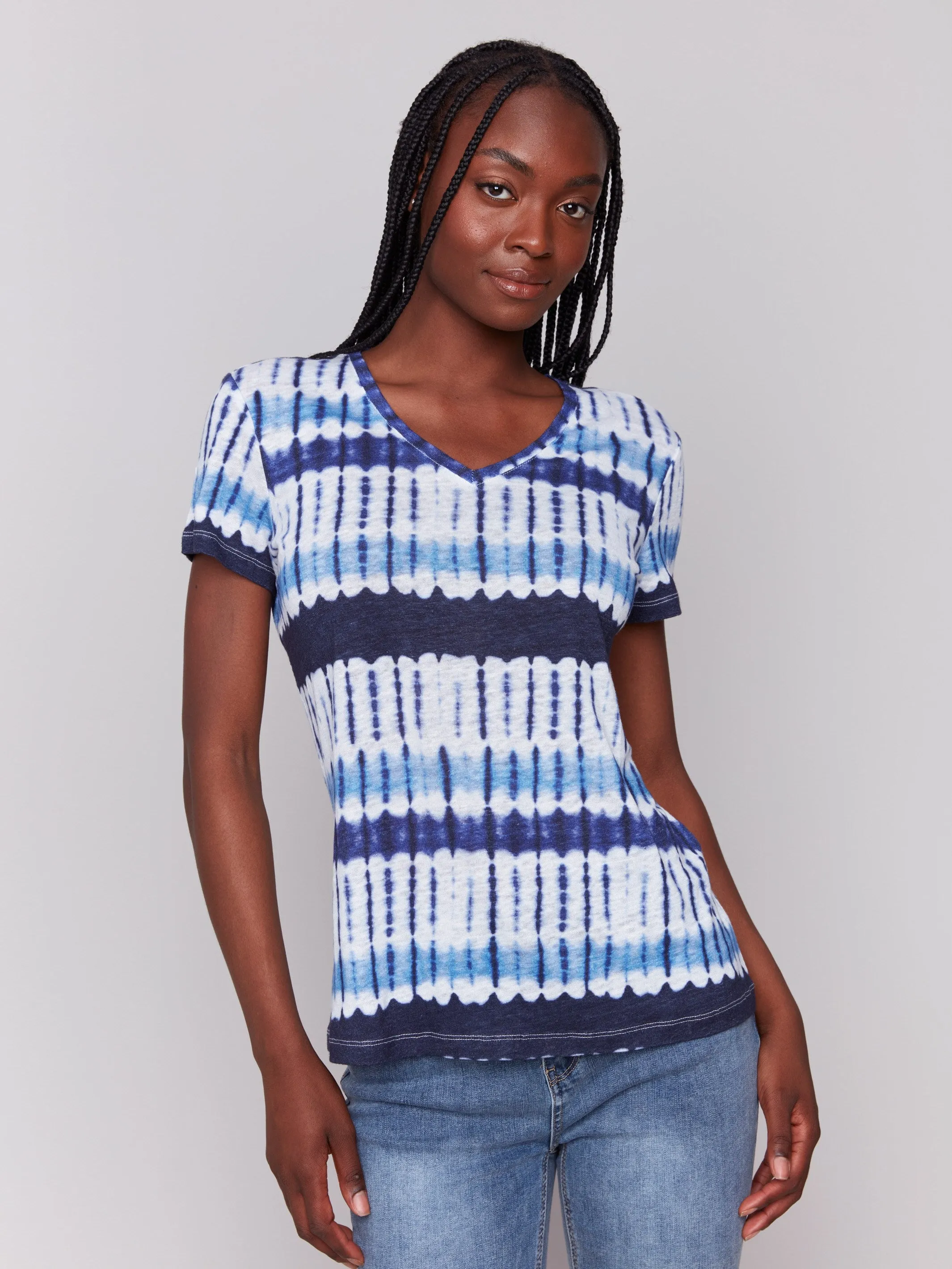 Stream Fit Ergonomic Pattern Printed Linen Blend V-Neck T-Shirt - Riviera