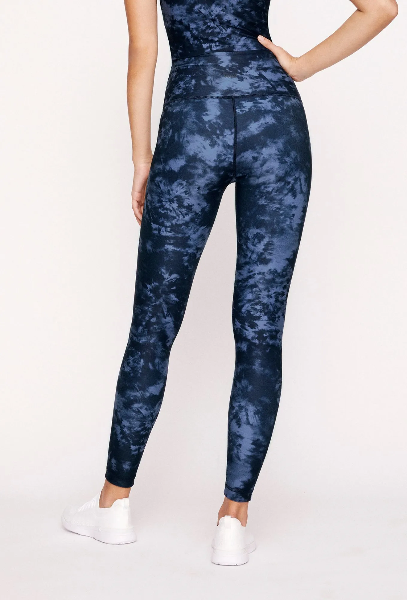 Bonded Seamless Edges Wear It To Heart Navy Tie Dye Reversible High Waist Legging