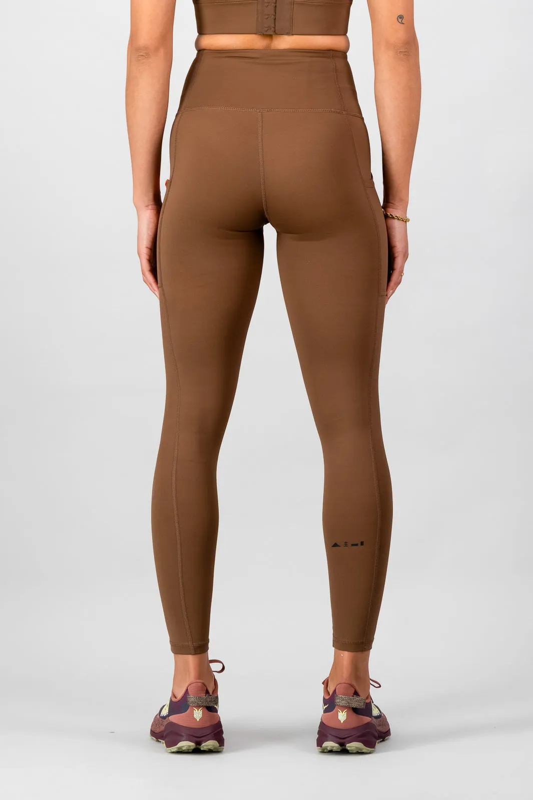 Traverse Legging - Clay Stretch Fit Yoga Class