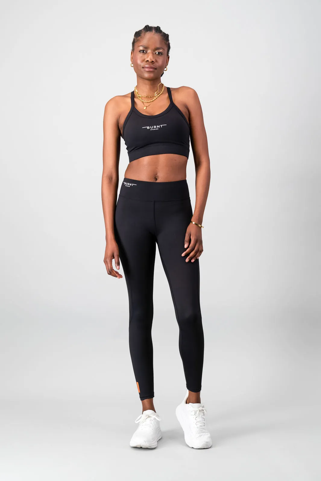 Essential Strong Bra - Black Stretchy Structure Flexible Design