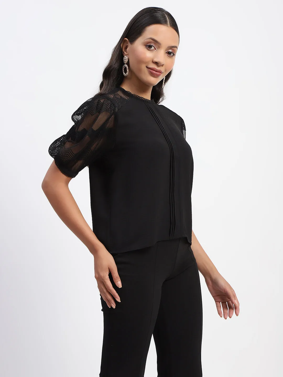 Resort Mood Screen Core Madame Embroidered Crew Neck Black Mesh Top
