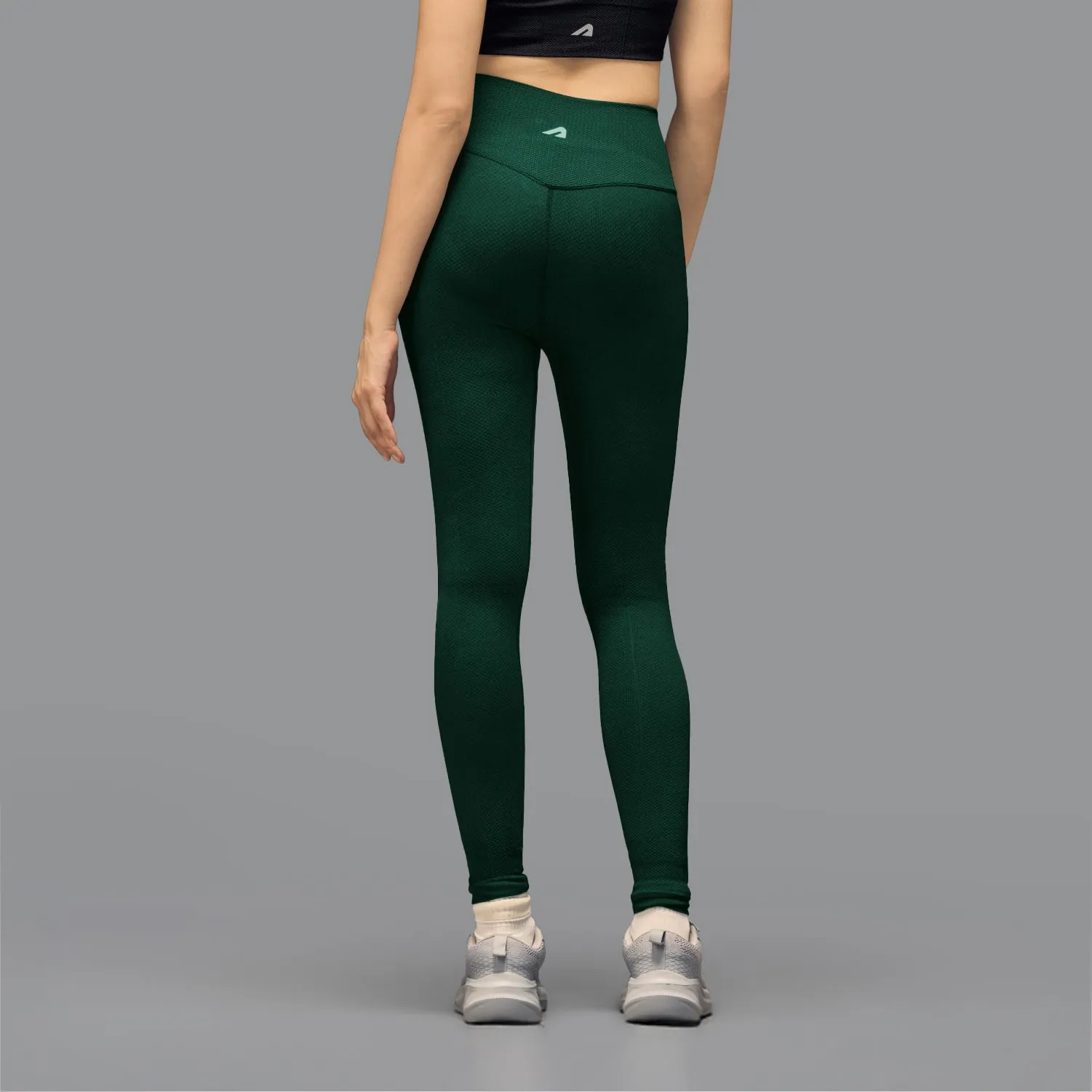 Urban Cool Outdoor Lover Eco Friendly Limitless snatched high waisted diamond legging - Green