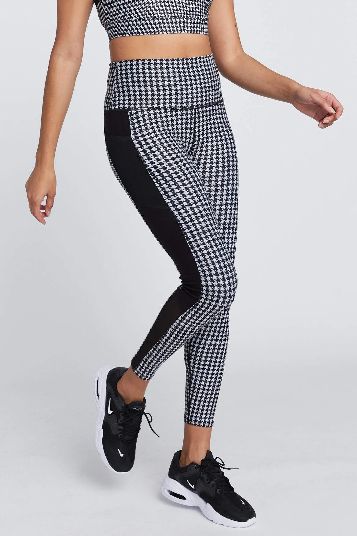 Wear It To Heart Nala Legging - Black/White Houndstooth Mountain Hike Trend Seeker