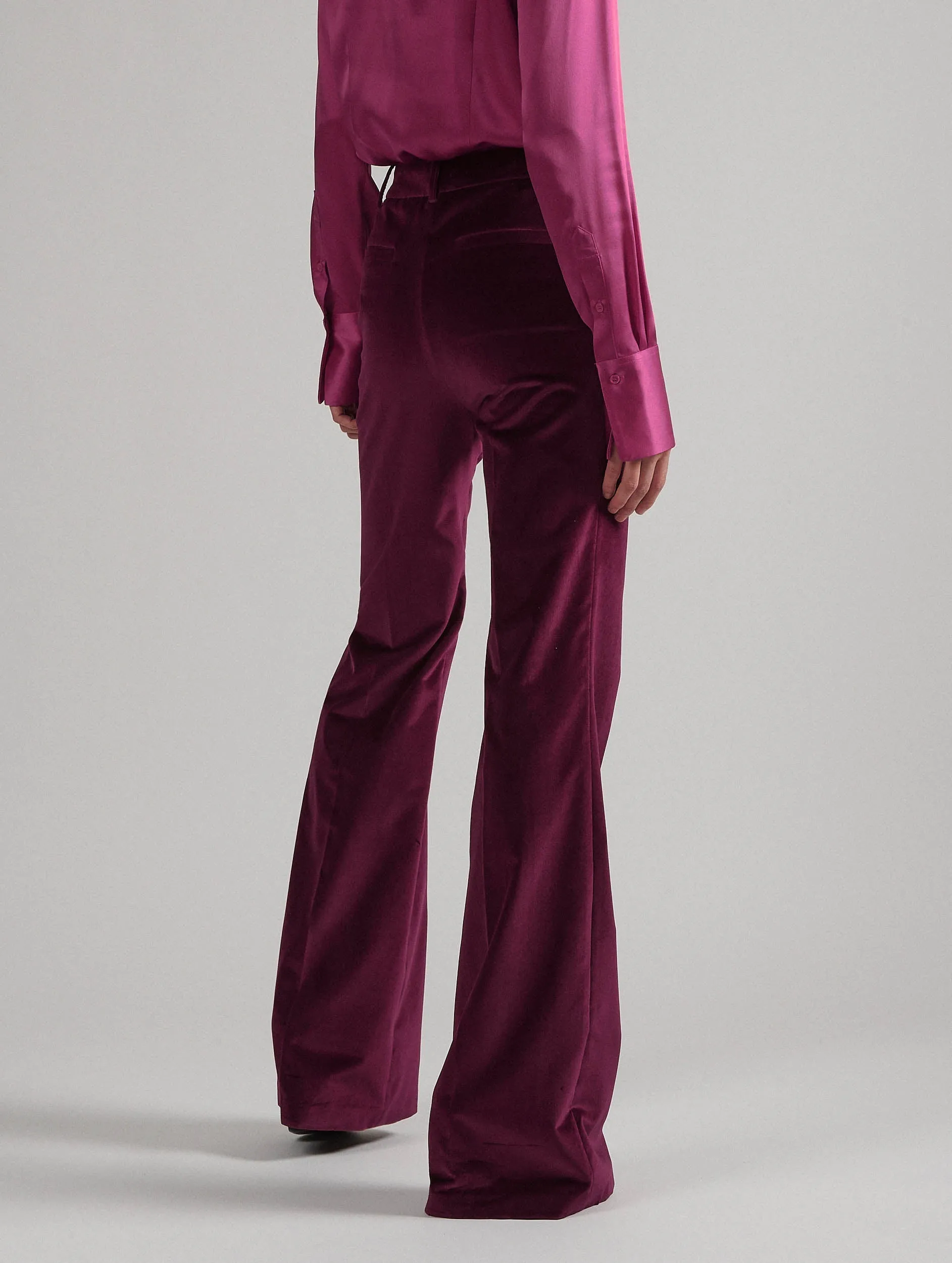 Minimalist Design Bootleg suit trousers in pomegranate velvet
