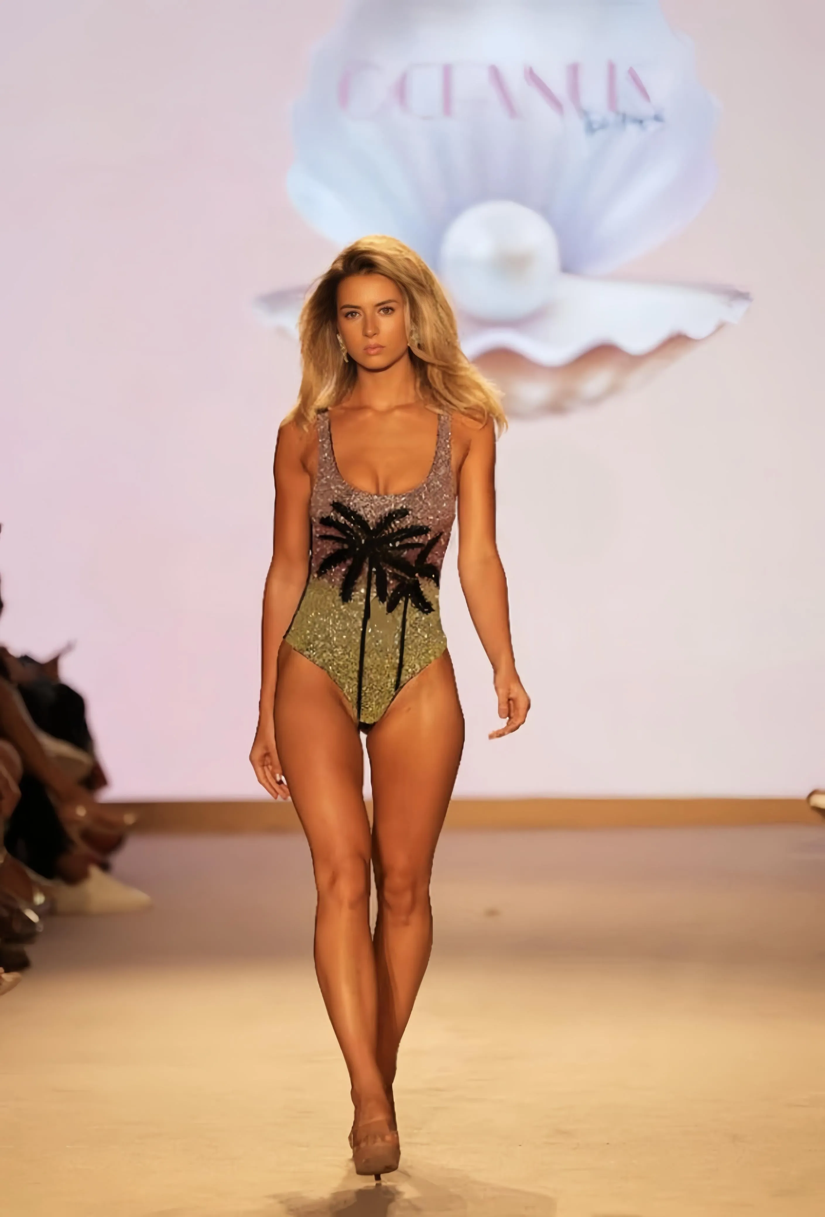 Seamless-Construction Palm Dusk Scoop Swimsuit Black Plam Tree