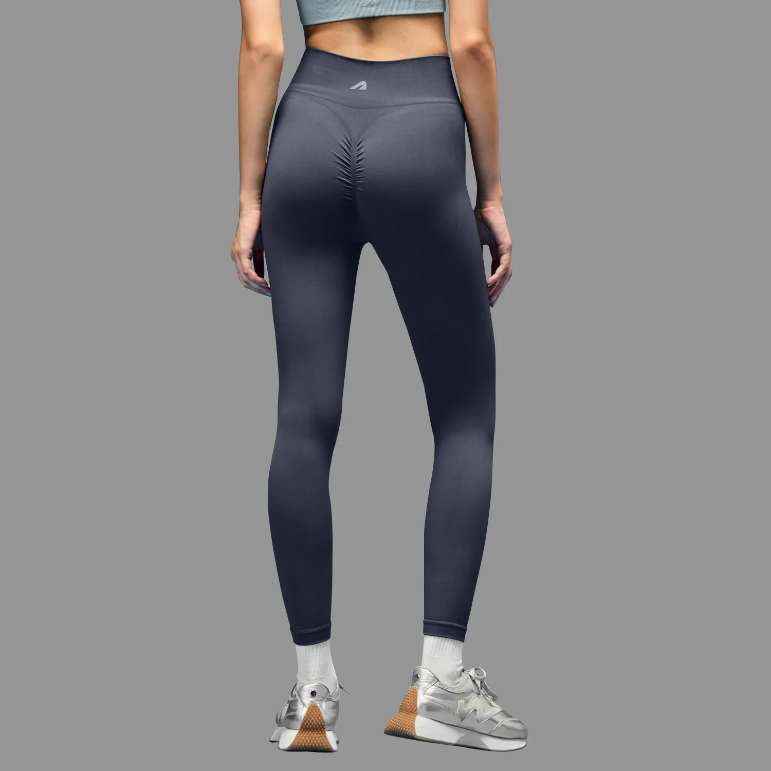High Performance Hiking Trail Loose Fit Limitless snatched ribbed waistband & Ruched back legging - GREY