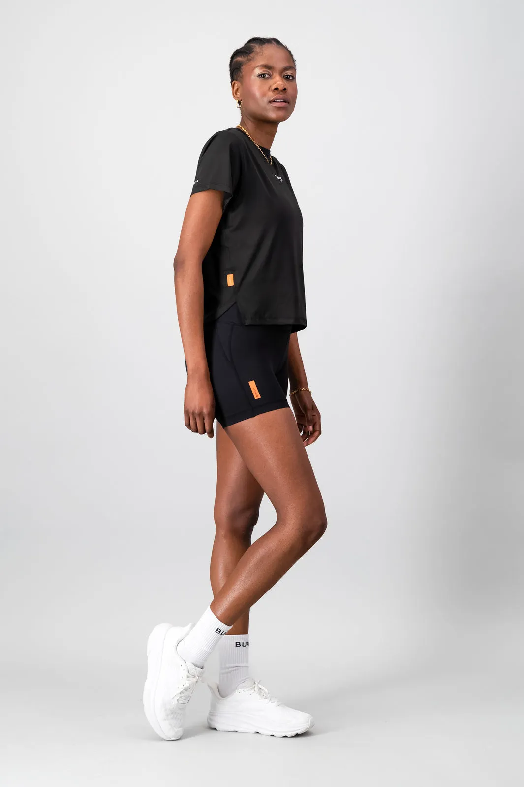 Essential Flow Tee - Black Ultimate Comfort