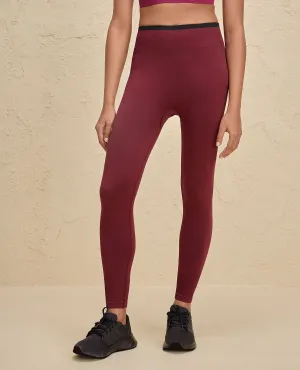 Motion Fit Hiking Trail Mesh Panel Nykd By Nykaa Seamfree Game Changer Booty Leggings -NYK406-Maroon