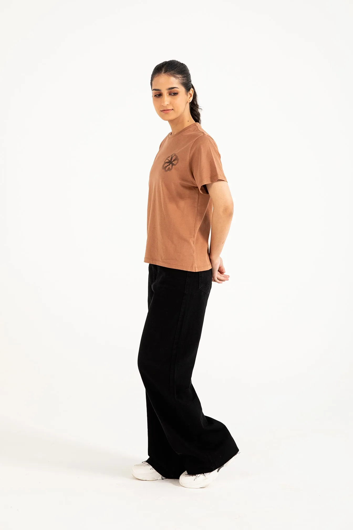 GRAPHIC REGULAR TEE Stylish Layer