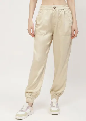 Madame Solid Beige Jogger clean design