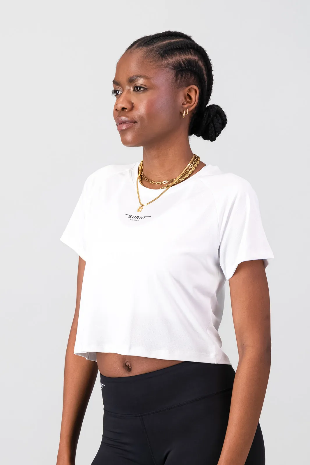 Essential Flow Tee - White Trendy All-Day