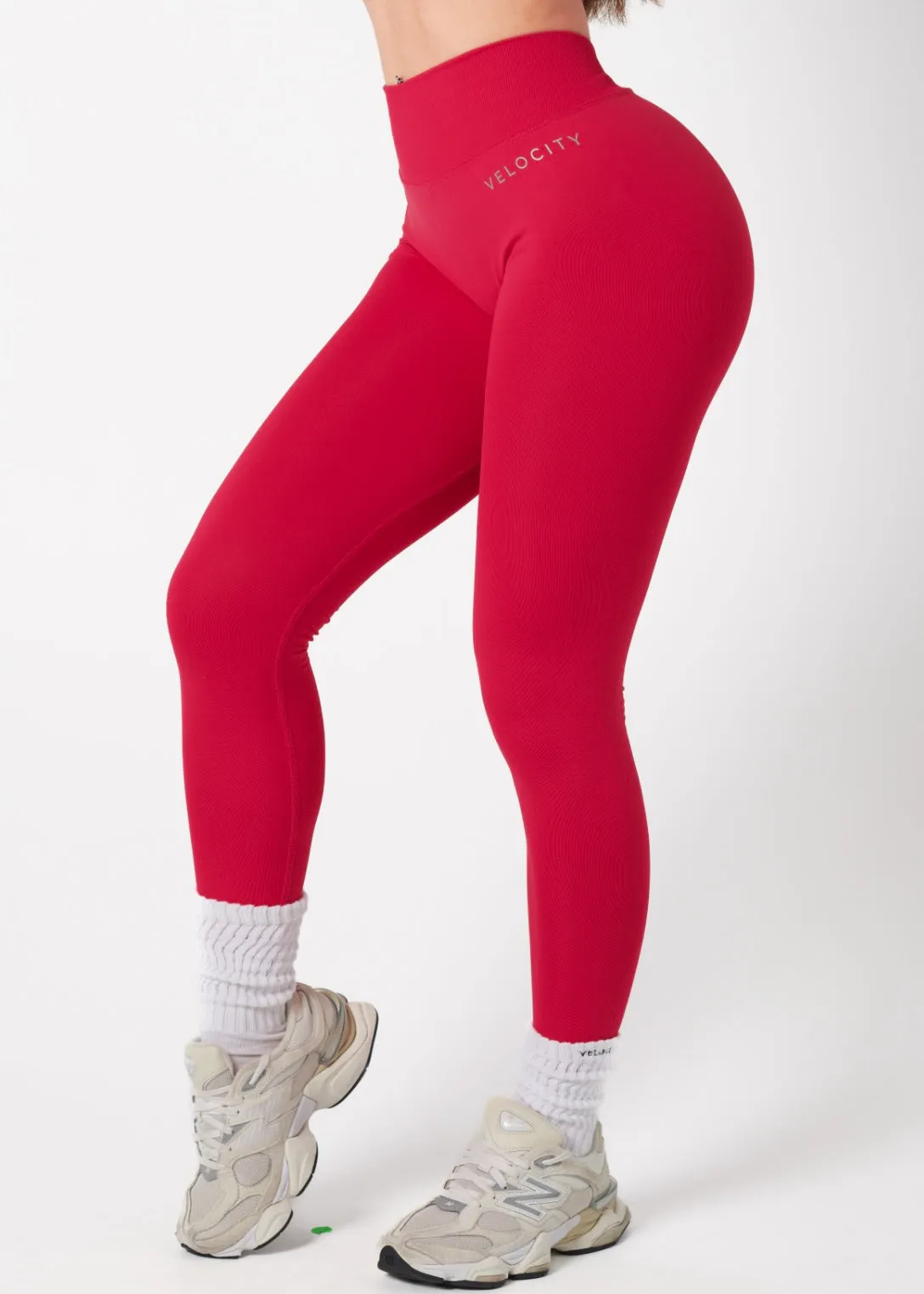 Tear Resistant Weave V SCULPT SEAMLESS LEGGINGS - CHERRY