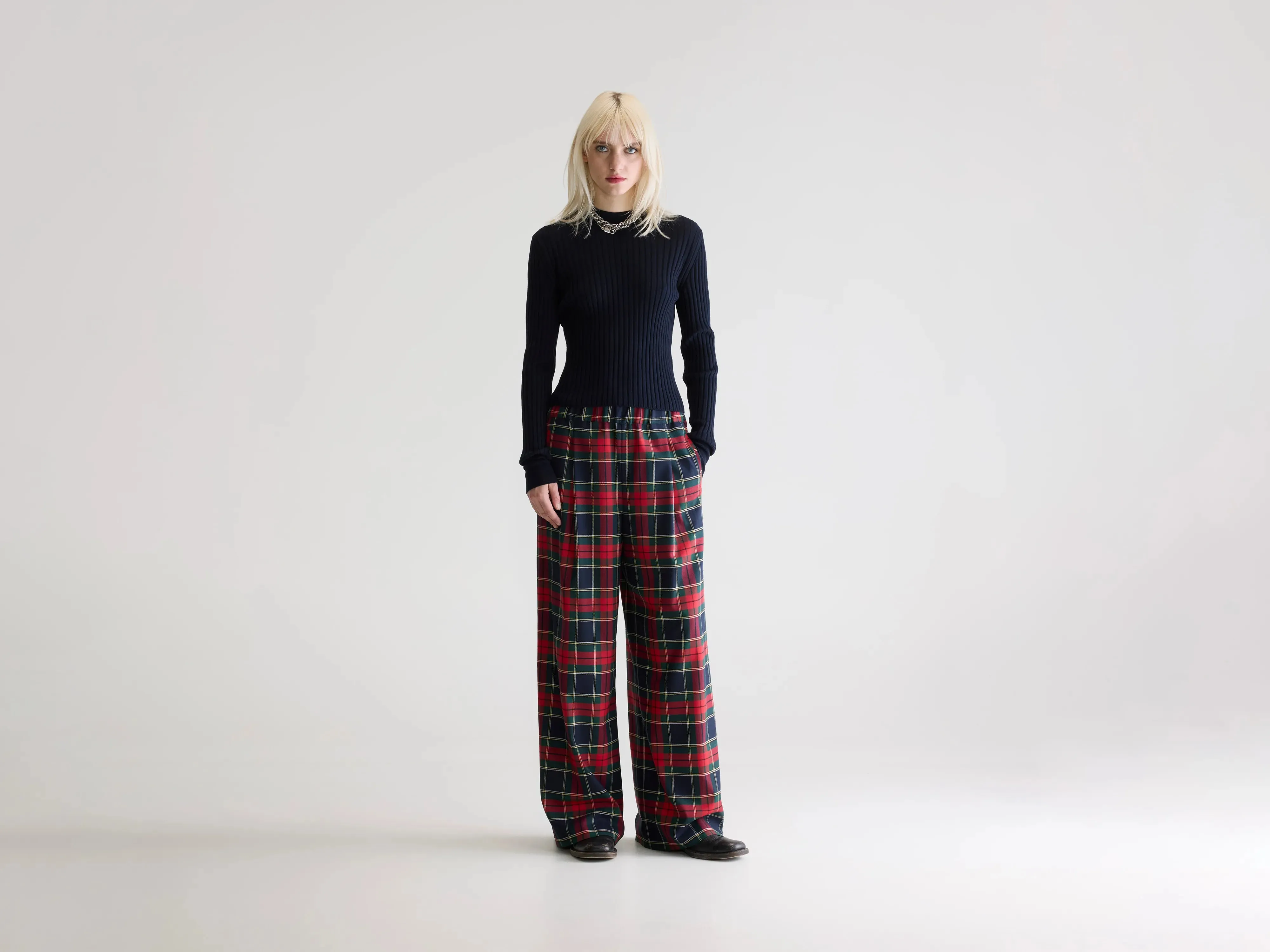 Smart Fit Feminine Cut Vespa wide trousers (252 / W / CHECK B)