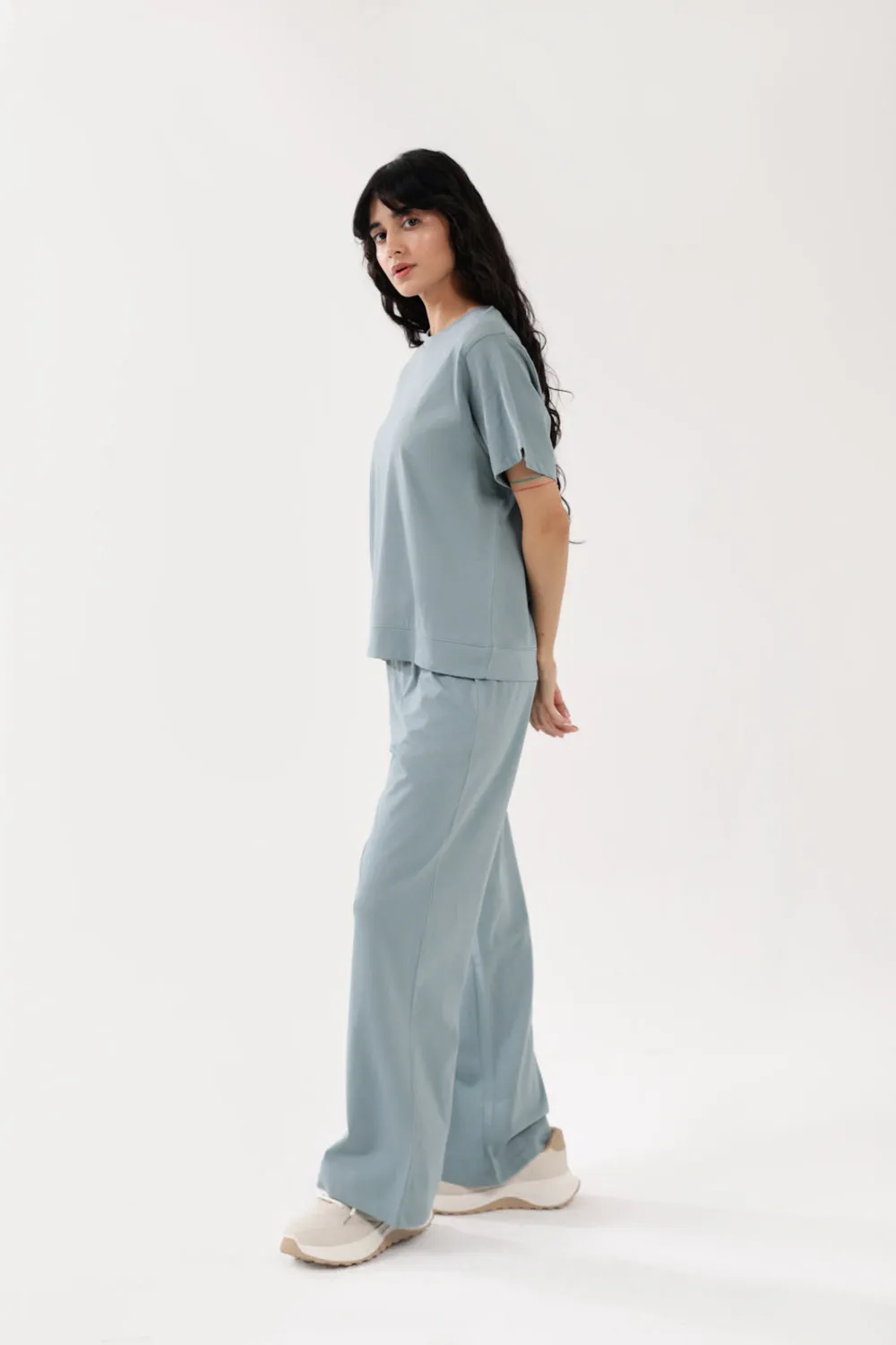BOX FIT TEE WITH HEM DETAIL Halo Glow Wonder Core
