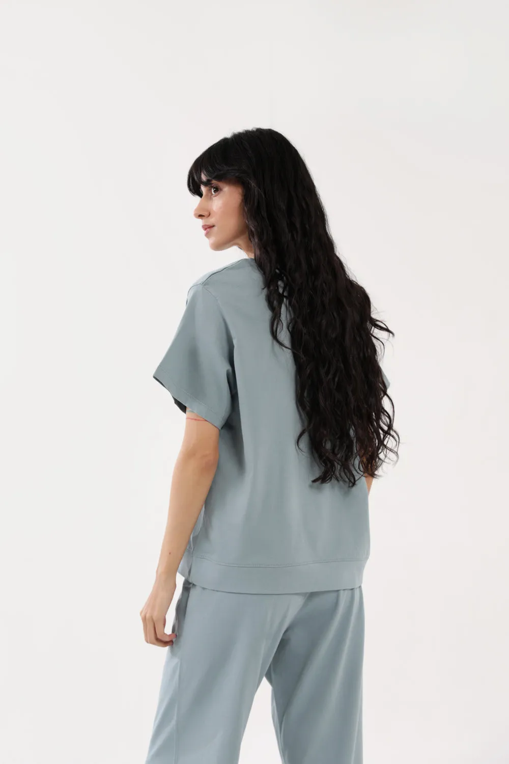casual top BOX FIT TEE WITH HEM DETAIL