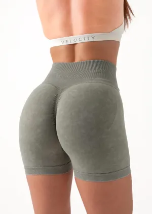 Compact Storage Pocket ULTIMATE SEAMLESS SCRUNCH SHORTS 2.0 - OLIVE