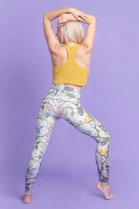 Summer Wear Minimalist Style Niyama Sol Colibri Barefoot Legging