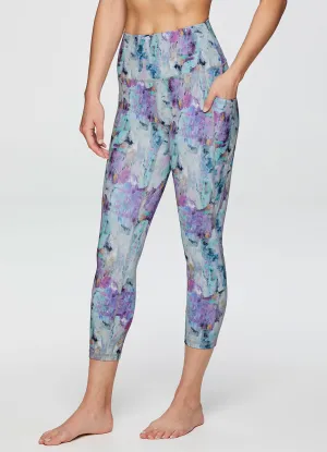 Four Way Stretch Fabric Non Restrictive Seascape Ultra Hold Capri