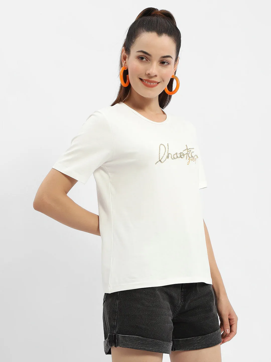 Sustainable production Relaxed Outfit Madame Typography White Crew Neck T-Shirt