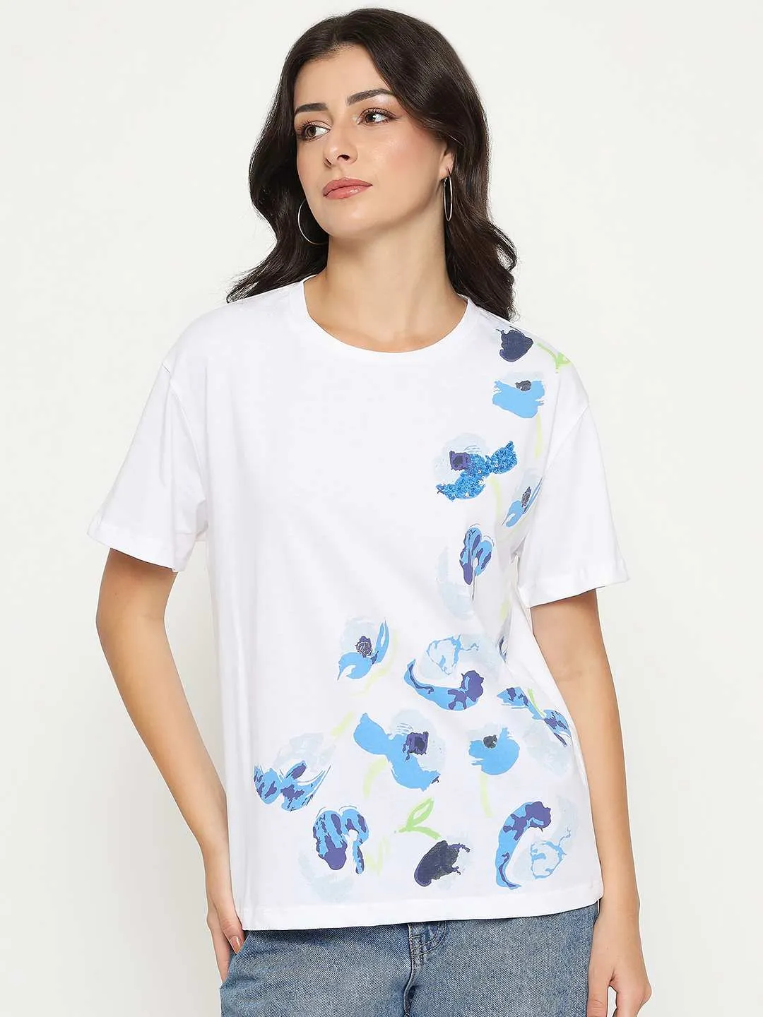 Madame Abstract Print Half Sleeve White Cotton T-shirt Printed Logo Sleek And Stylish