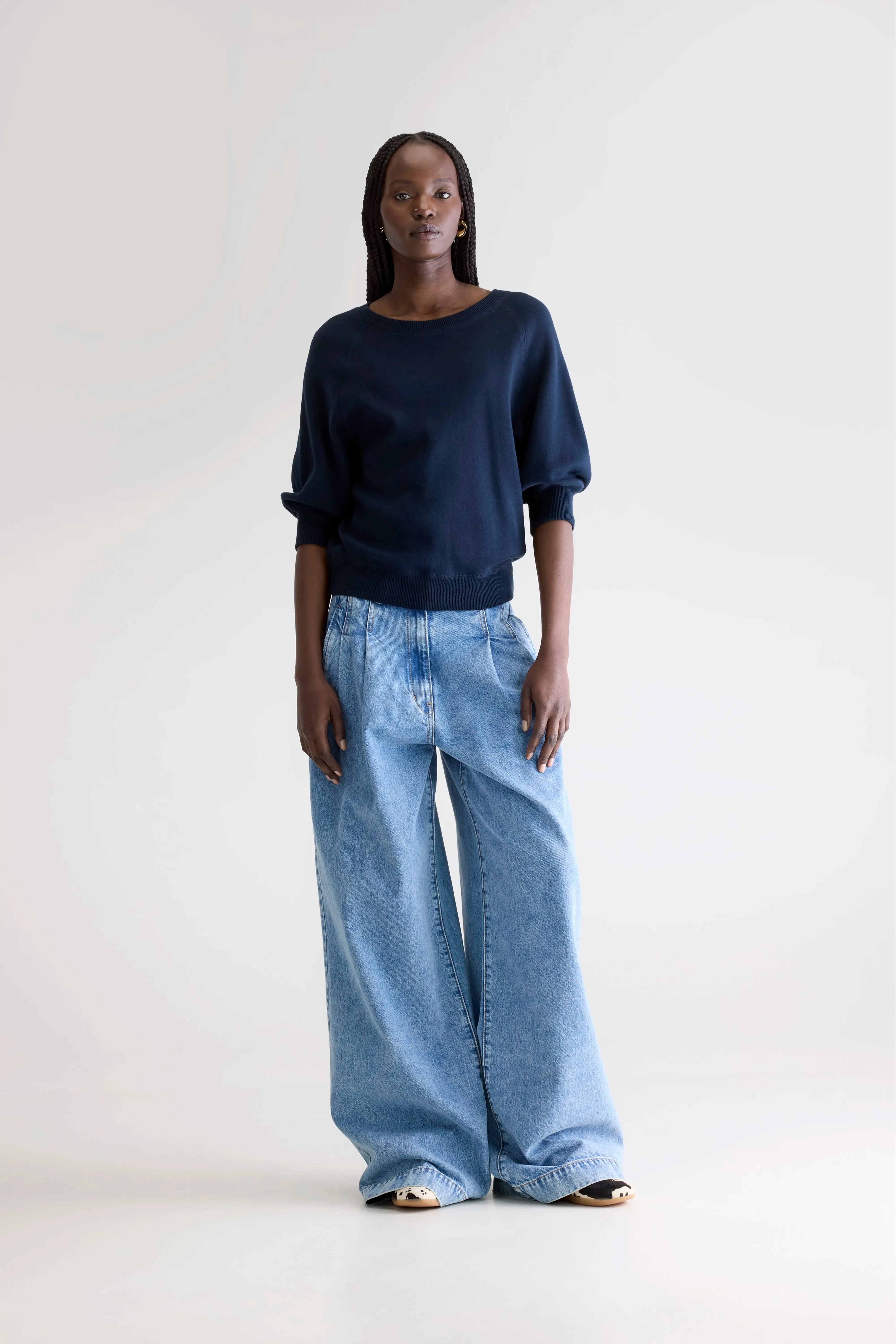 Anglet crew-neck sweater (242 / W / NAVY) Sporty Style design trend