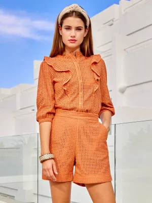 Weekend Look Madame Schiffli Pattern Shorts