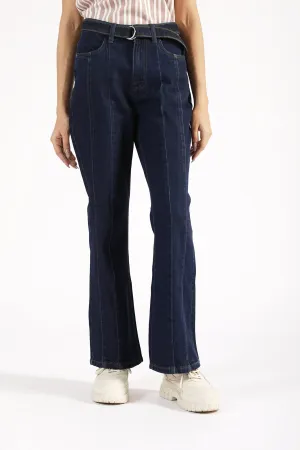 Durable Design FLARED DENIM WITH BELT DETAIL