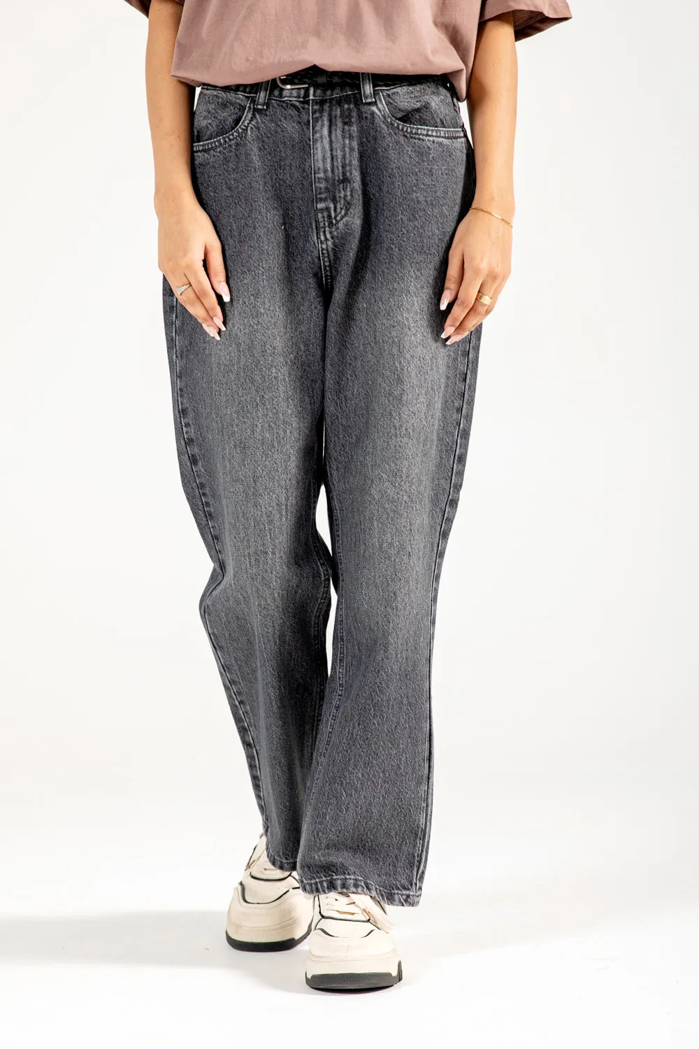 Outfit Staple TaglessDesign STRAIGHT FIT DENIM